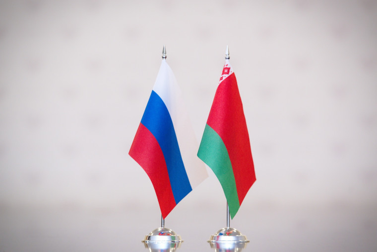 Минпросвещения России и Министерство образования Республики Беларусь утвердили регламент согласования выездов учащихся для участия в совместных мероприятиях.