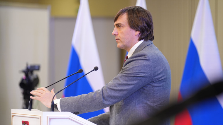 Сергей Кравцов провел в Вологде окружное совещание по обсуждению Стратегии развития образования.